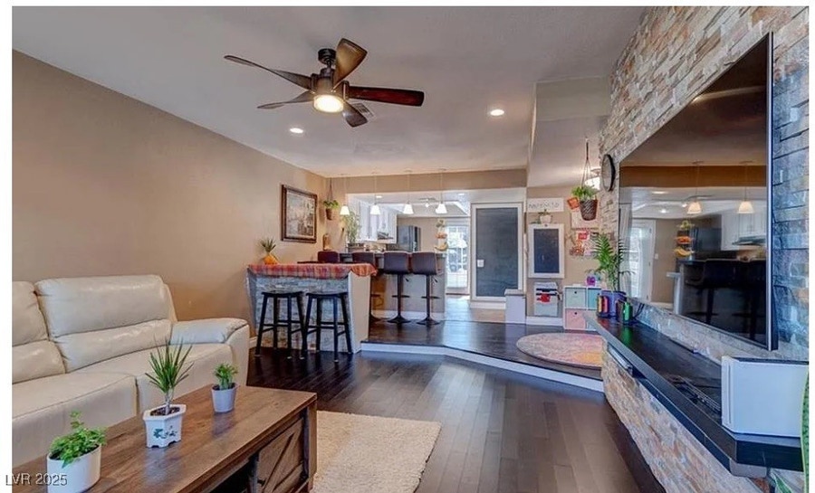 6504 Ironbark Lane, #0, Las Vegas, NV 89107